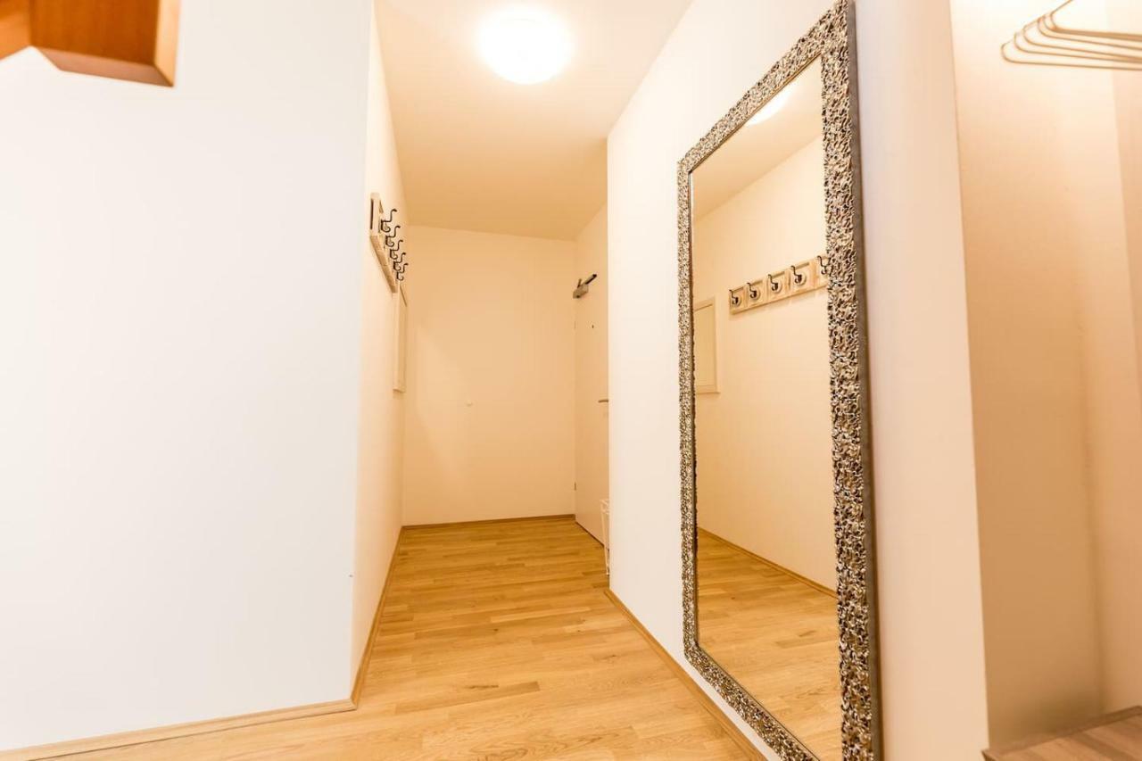 Grosse Dachgeschosswohnung Im Herzen Von 그라츠 외부 사진